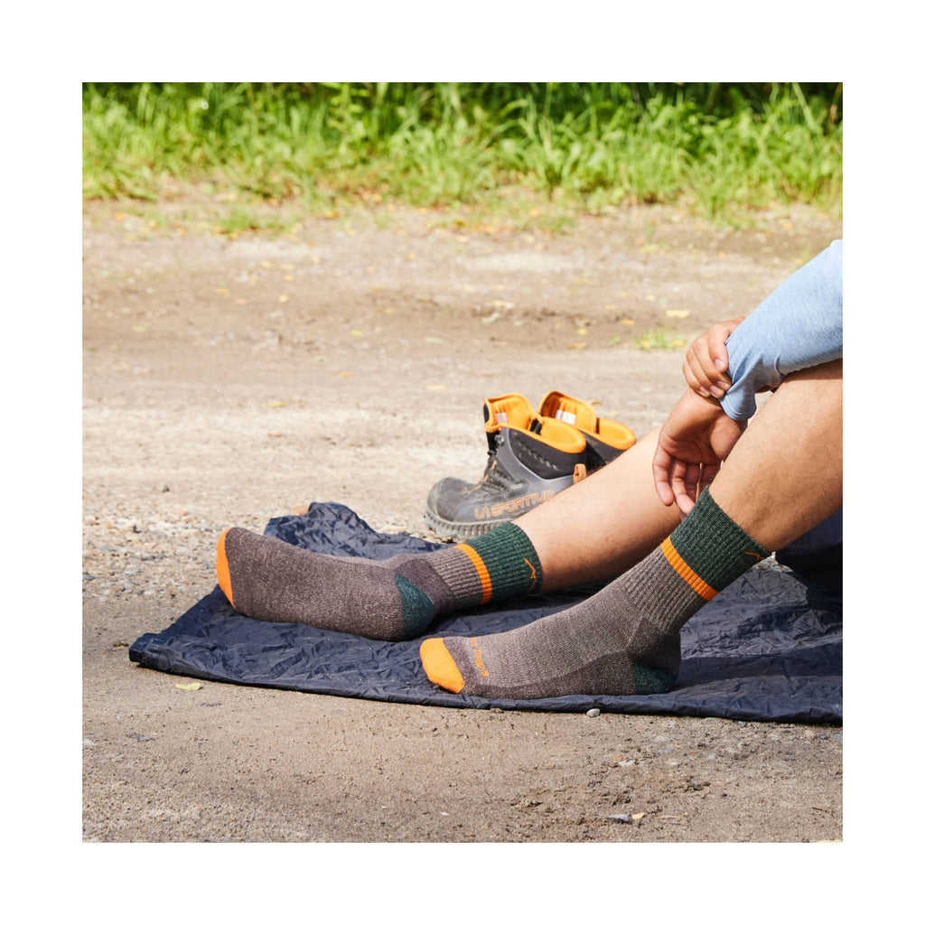 Darn Tough Vermont Men's Ranger Micro Crew Midweight Hiking Sock - Brown - Lenny's Shoe & Apparel