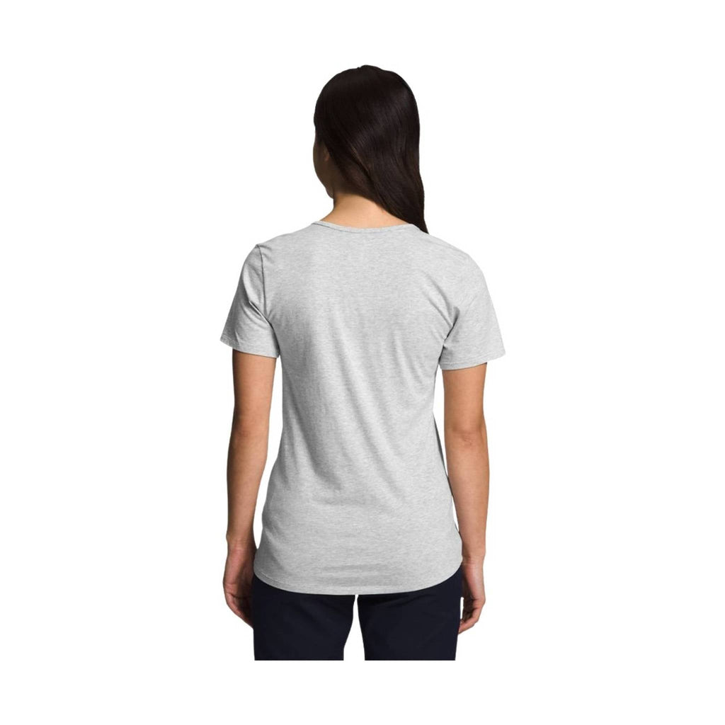 The North Face Women's Terrain Short Sleeve Scoop-Neck Tee - Light Grey Heather - Lenny's Shoe & Apparel